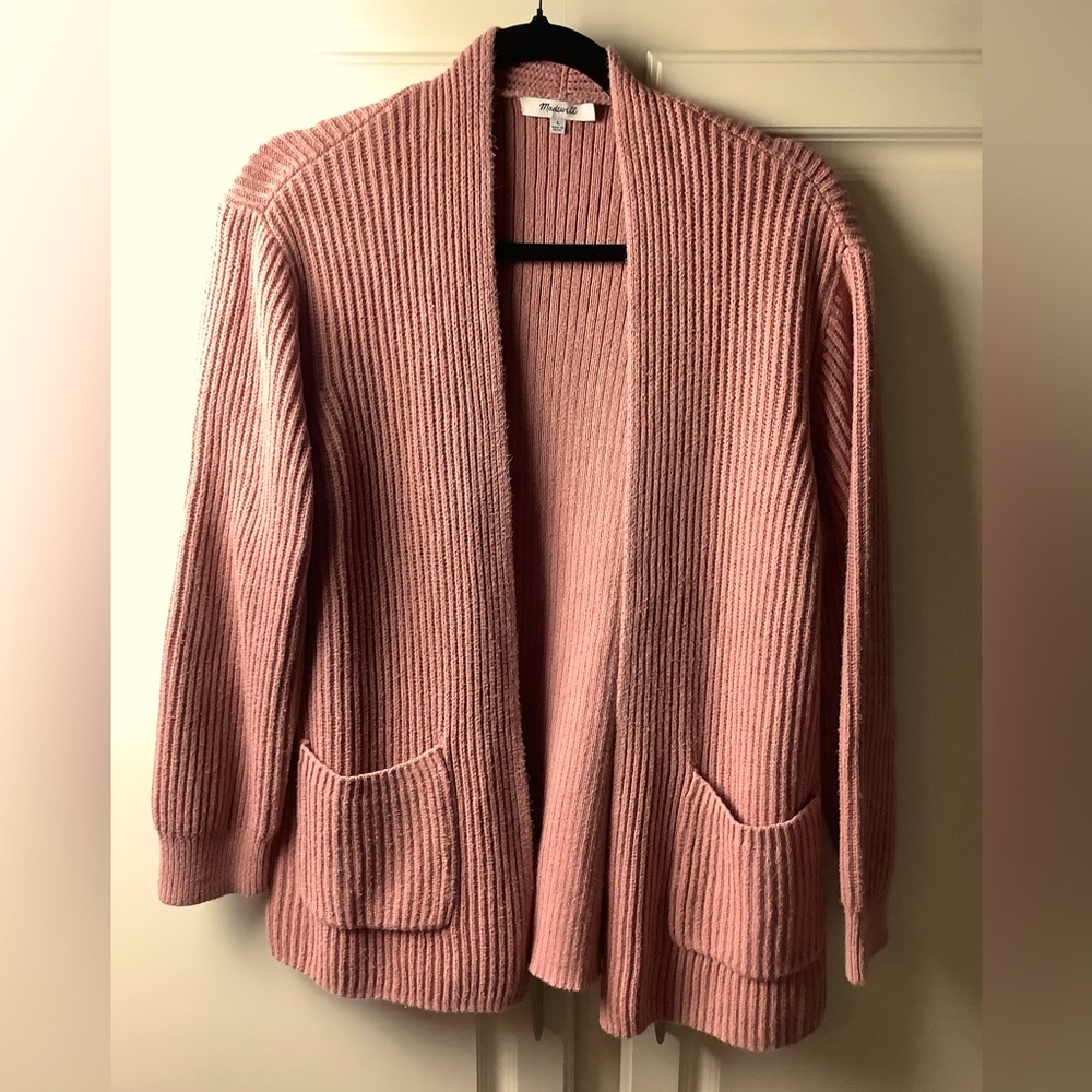Madewell women’s Large, 2 pockets in the front, perfect fall cardigan sweater